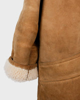 This jacket is an absolute classic! Stay warm in this vintage 80s brown and beige leather winter jacket. Perfect for any size between M - small L, you'll surely slay the day! 