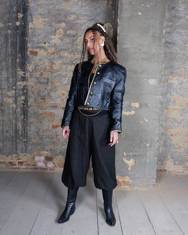 Vintage 80s crop fit black leather jacket with golden buttons (thin) | XS-S