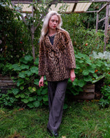Go wild with our Premium Vintage 70s leo optic fur jacket! This real fur coat is perfect for autum / early winter. Embrace your wild side and add a touch of luxury to your wardrobe! Let's gooo!