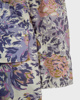 This floral lightweight cotton blazer screams vintage 80s vibes with its long silhouette and shoulder pads!