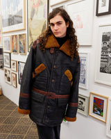 A cold winter won't stand a chance against this premium vintage shearling coat! Crafted in premium-grade black heavy / robust leather, this coat is the perfect option to survive to cold winter days! I promise!