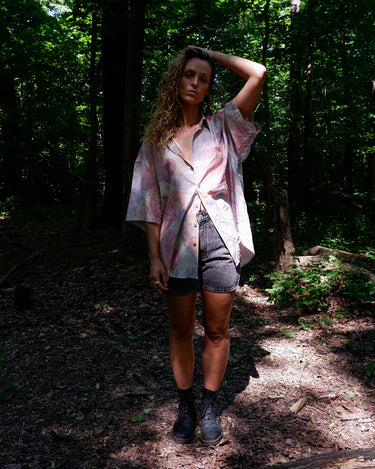 Bold 90s vibes with a soft twist — this vintage Arpino shirt blends pink, blue, and lavender in an abstract, watercolor-style print that feels like a wearable daydream. The flowing pattern and relaxed XXL fit bring effortless style and comfort. Lightweight and easy to wear, it’s made for warm days and laid-back moments.