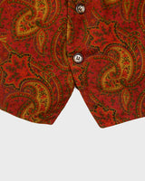 This isn’t just a vest – it’s a vibe. Red-brown, bold paisley, and a touch of boho attitude make it anything but basic. Lightweight and easy to throw on, it’s the kind of piece that does the talking for you. Wear it loud, wear it your way.