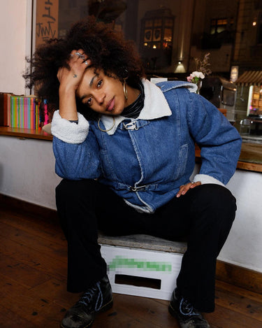 Add some edge to your style with our Premium Vintage 80s denim jacket. Lined for warmth and featuring unique metal hook up buttons, this jacket will make a statement and keep you cozy. Say goodbye to boring outerwear and hello to this denim dream!