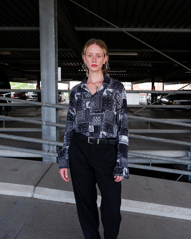 Vintage 90s black and white pattern shirt | M-L